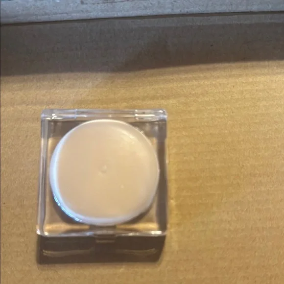 Estée Lauder Pure Color Eye Shadow - Picture 1 of 4